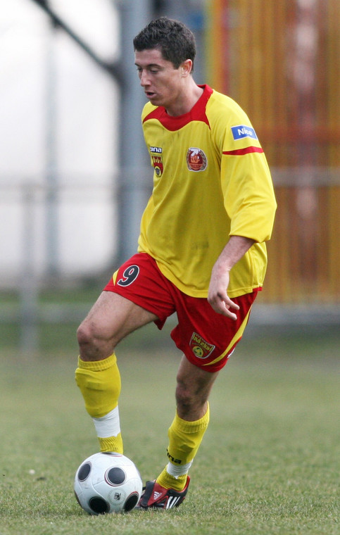 Robert Lewandowski w barwach Znicza Pruszków (2007 r.)