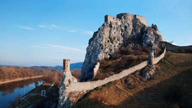 Małe Karpaty: Zamki pośród gór