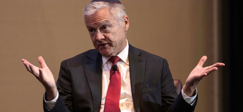 Dlaczego USA zrywa z Czarzastym, a nie z Putinem? Ambasador zabrał głos po aferze