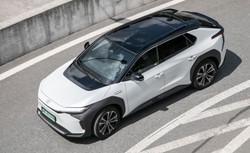 Toyota zamiast RAV4. Cena? Oto SUV z gwarancją na 1 mln kilometrów