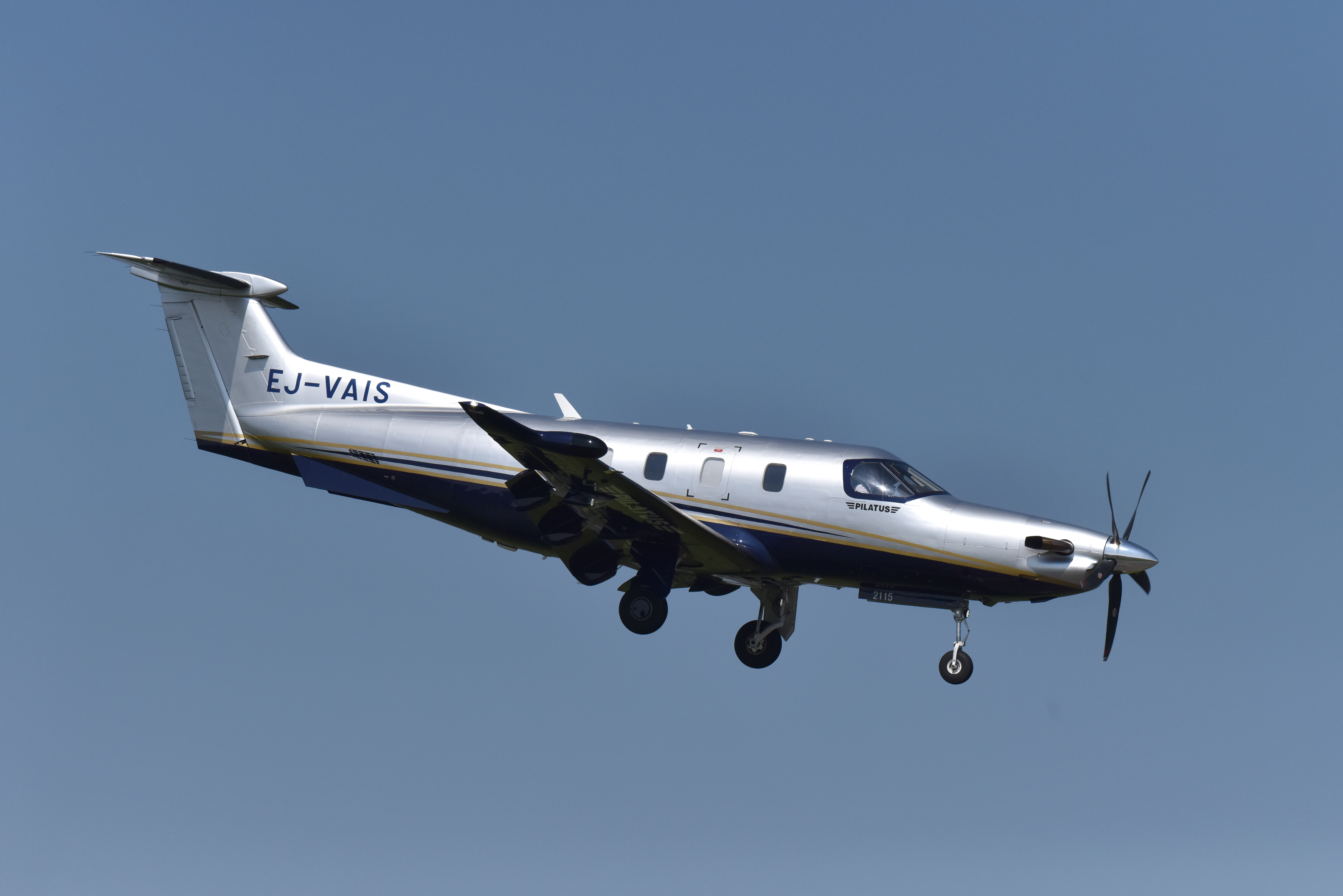 Southend Airport plane crash pilots named