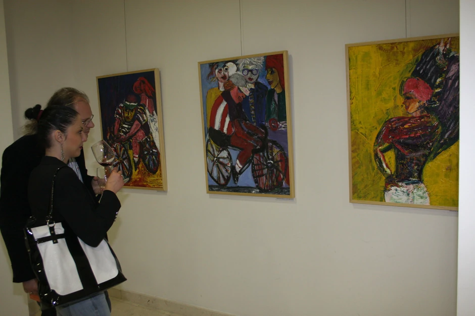 Na izložbi se mogu videti 15 radova i 12 ogromnih kolaža crteža koji do sada nisu bili izlagani