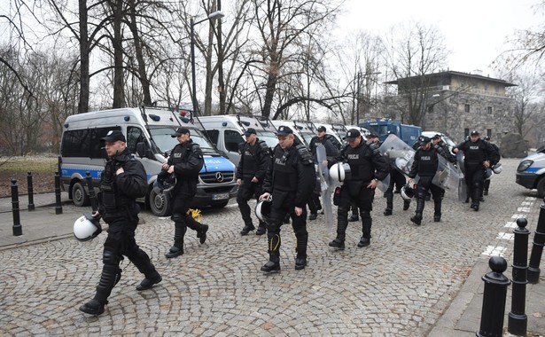 Policja w Warszawie w dniu demonstracji