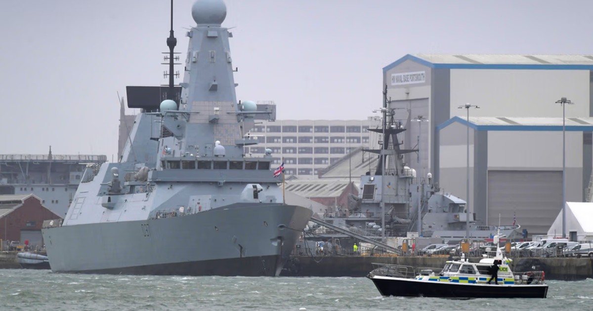 "Polujemy na rosyjskie okręty podwodne". Komunikat szefa brytyjskiego MON