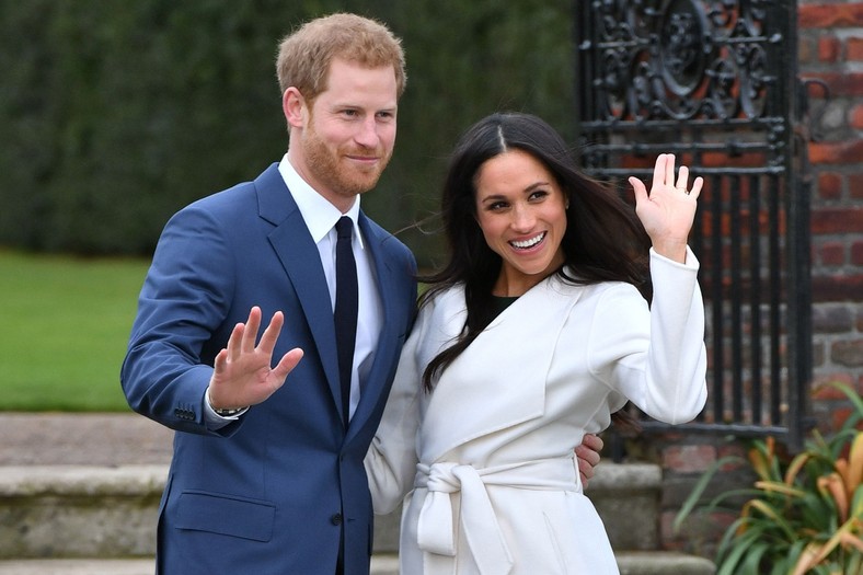 Prince Harry and Meghan Markle have welcomed their first child together and it's a boy/girl [VanityFair] 