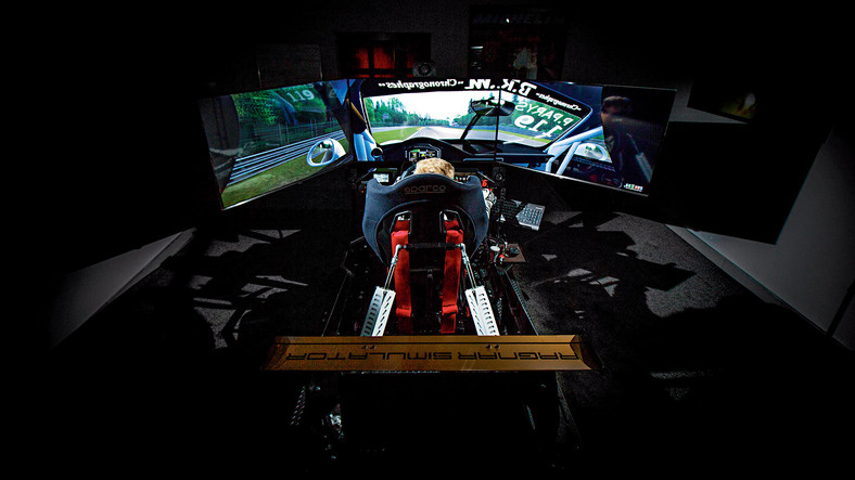 Kierowca wyścigowy 2.0 - trening na Ragnar Simulator