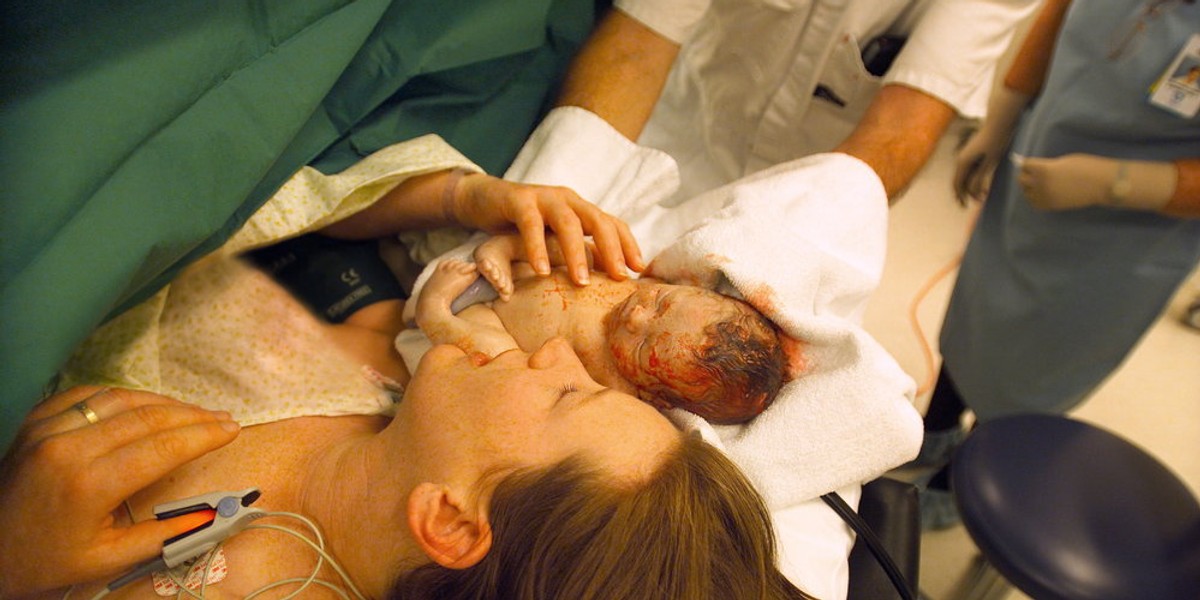 Ministerstwo Zdrowia chce ograniczyć cesarskie cięcia - Dziecko