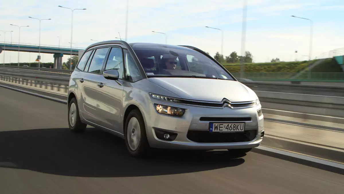 Citroen Grand C4 Picasso 1.2 PureTech - 3 cylindry na 7 pasażerów