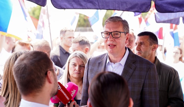 Aleksandar Vučić, Lapovo
