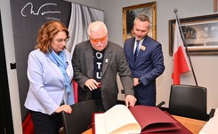 Rozmowy za zamkniętymi drzwiami Wałęsy i Kidawy-Błońskiej. 'Może liczyć na moje całkowite wsparcie'