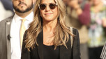 Jennifer Aniston w czarnej stylizacji