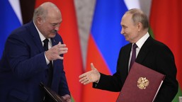 łukaszenka sam zaproponował to putinowi. "podobnie władze prl postrzegały wojska sowieckie w polsce"