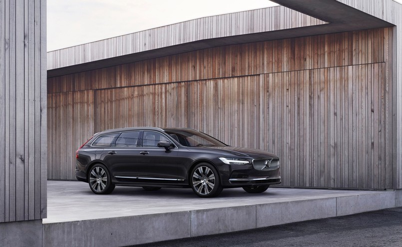 Volvo V90 Recharge T8 plug-in