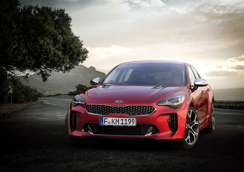 Kia Stinger GT czy będzie równie dobra jak Audi S4?