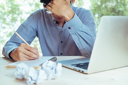 Bardzo trudny quiz z ortografii. 25/25 tylko mistrz trafi