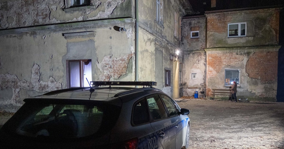 Tragedia w Komornikach. Nie żyje matka i syn. Służby zaalarmował ich krewny