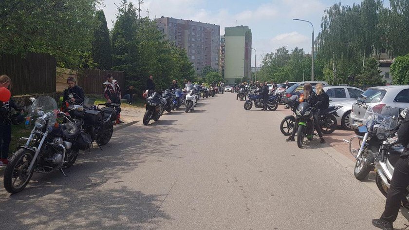 Ostatnia droga Kingi. Były Jej ukochanego baloniki i motocykle