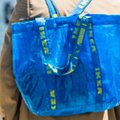 Projektant Balenciagi tłumaczy, dlaczego stworzył własną wersję torby IKEA za ponad dwa tysiące dolarów