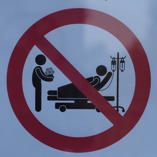 Teljeskörű látogatási tilalmat vezetnek be szombattól ezen a klinikán