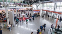 Akcja SG na lotnisku Chopina. Pakistańczyk wpadł przez pewne dokumenty