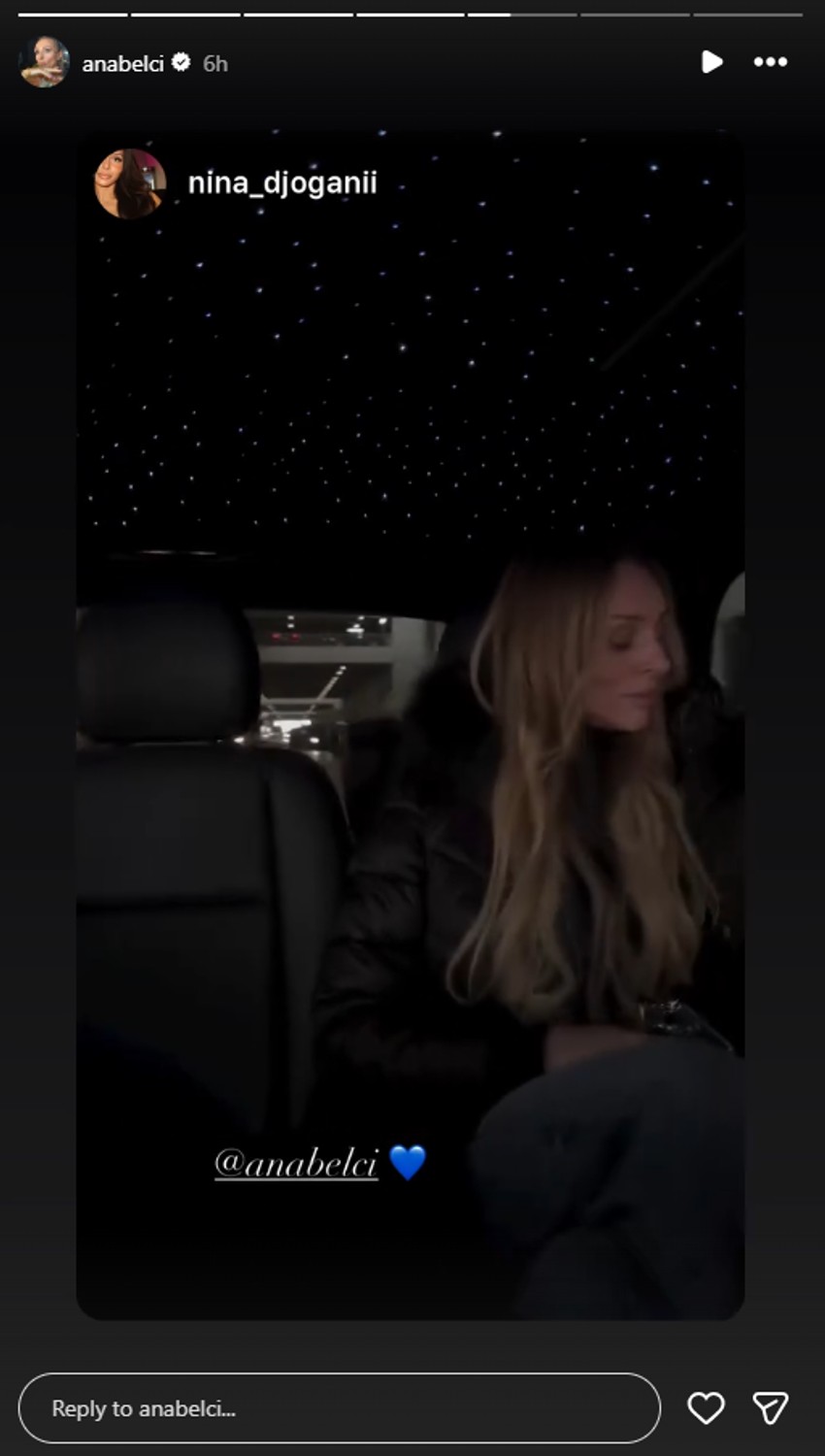 Anabela sa ćerkom Ninom na putovanju