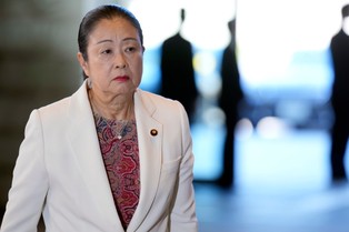Pięć kobiet z tekami ministra w nowym rządzie Japonii