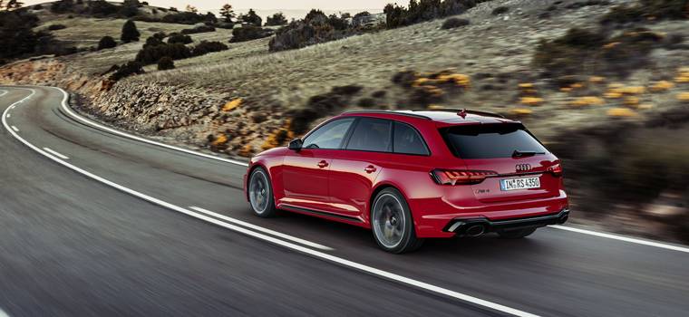 Nowe Audi RS 4 Avant po liftingu – szybsze i naszpikowane elektroniką