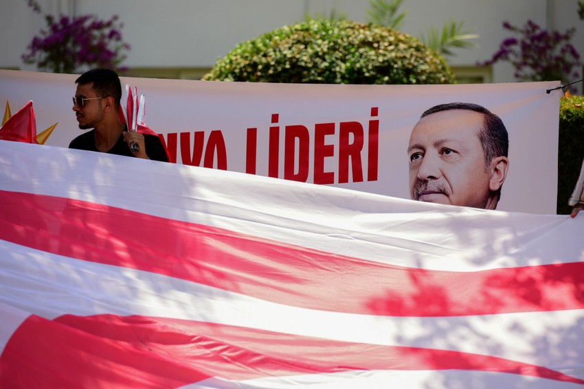 NIN Erdoganova surova odmazda svet