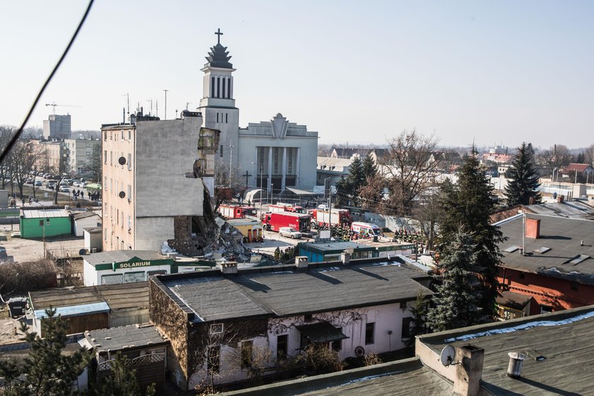 Poznań: Zabił żonę i wysadził kamienicę. Sąd pozbawił go praw do dziecka