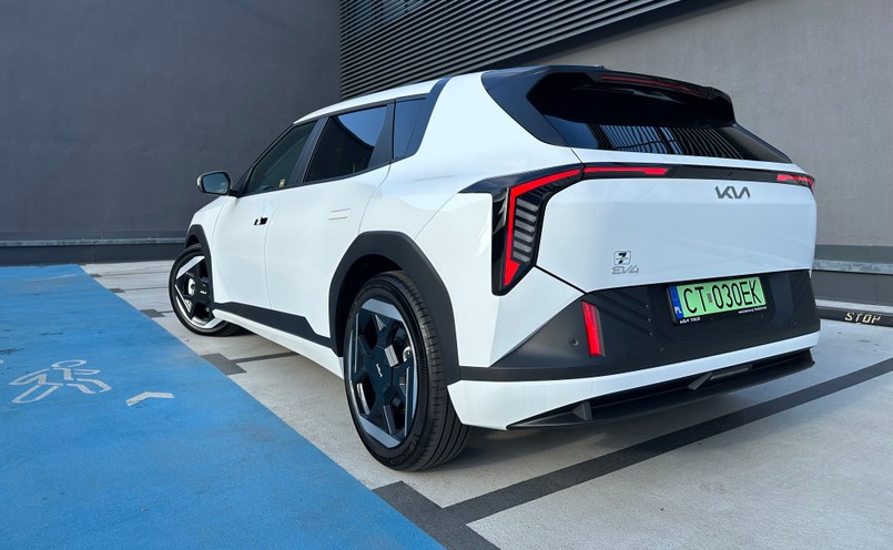 Nowa Kia EV4