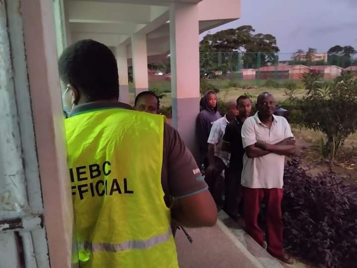 Kenyans in Mombasa, Kakamega, and 6 constituencies across the country lined up to vote during the by-elections held on Monday, August 29, 2022. 