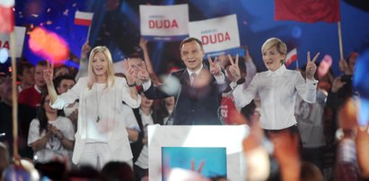 Boty w kampanii Dudy i byli asystenci ważnego polityka PiS. Nowe fakty