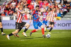 Potknięcie Rakowa na drodze do mistrzowskiego tytułu [WIDEO]