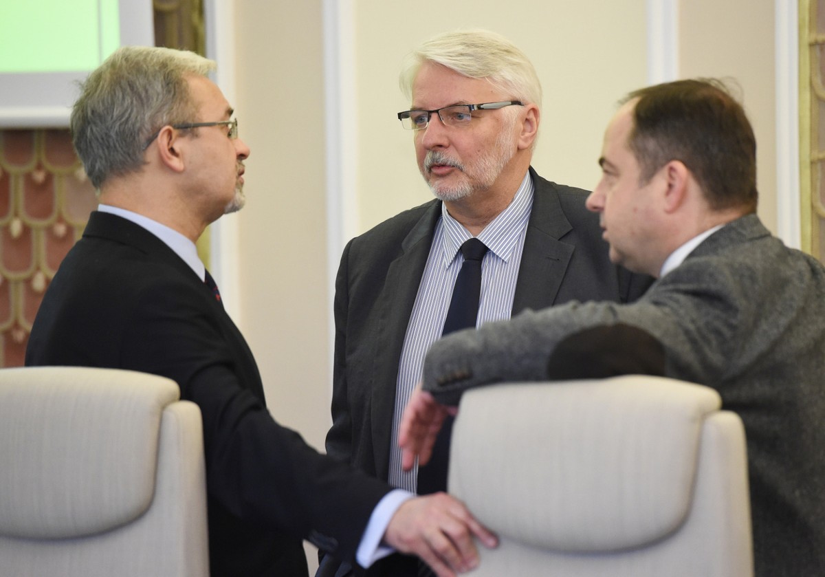 Witold Waszczykowski przed posiedzeniem rządu.