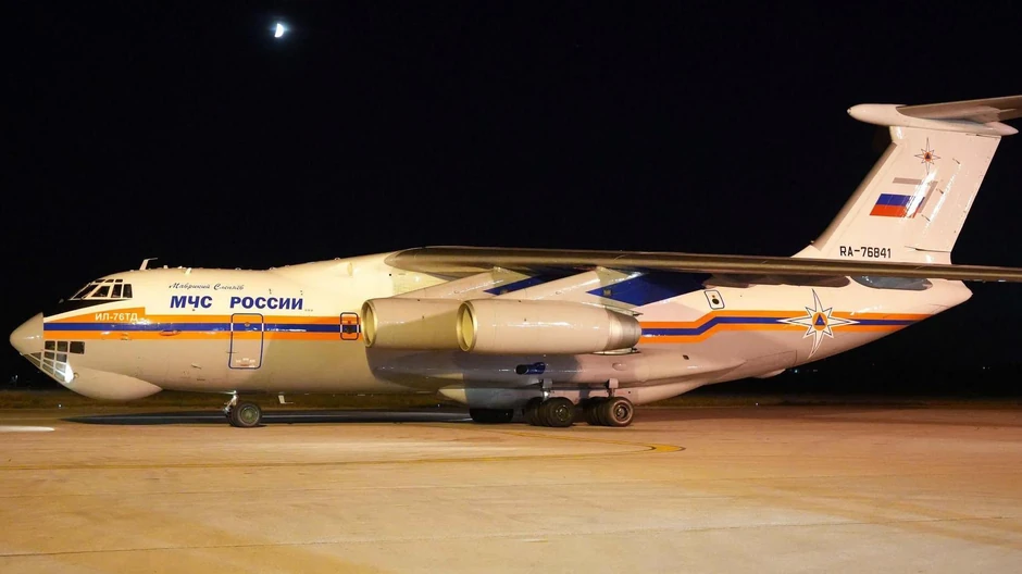 Ruski avion Iljušin IL-76 na niškom aerodromu | Foto: MUP Srbije