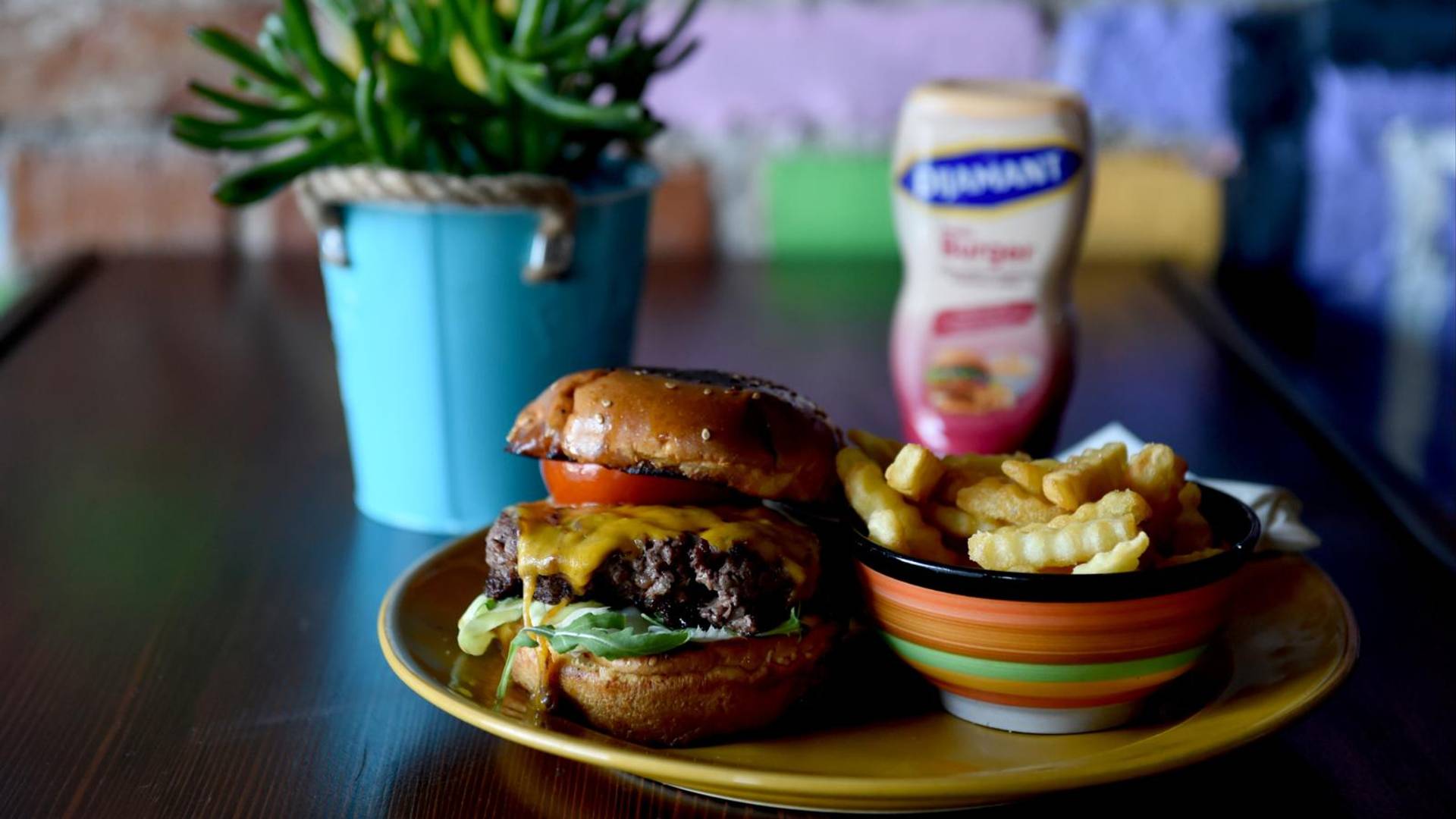 Sastojak zbog kog će vam domaći burger biti bolji od kupovnog