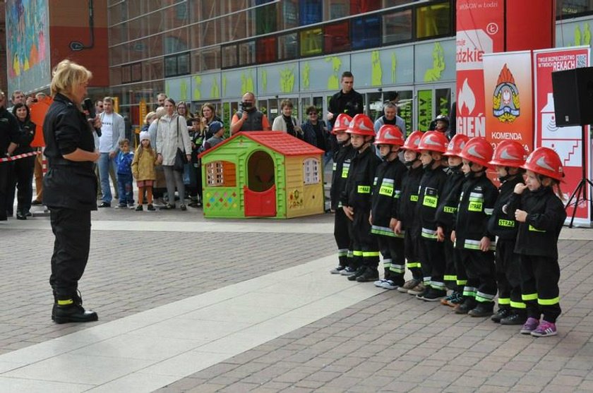 Ale czad. Strażacy zapraszają do wspólnej zabawy 