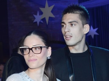 POSLEDNJI PUT JE VIĐENA SA VUJADINOM SAVIĆEM PRE SKORO ČETIRI MESECA: Mirka Vasiljević snimljena kako sama šeta Beogradom! (Foto)