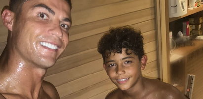 Ronaldo pochwalił się selfie z synem. Hartowali się w saunie