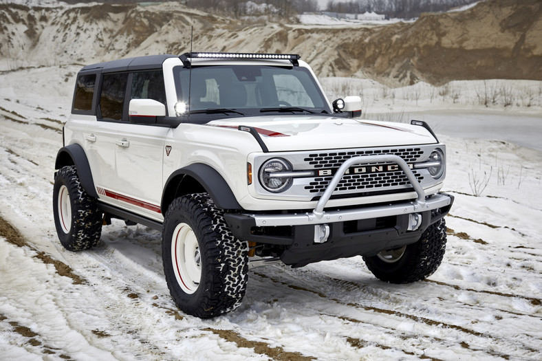 Papieski Ford Bronco