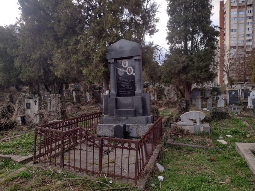 Serdar Jole Piletić