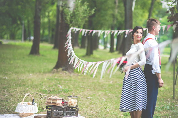 Sesja narzeczeńska w stylu vintage