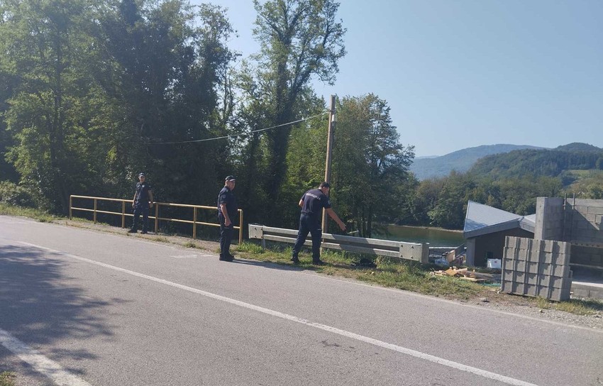 Potraga za telima migranta 