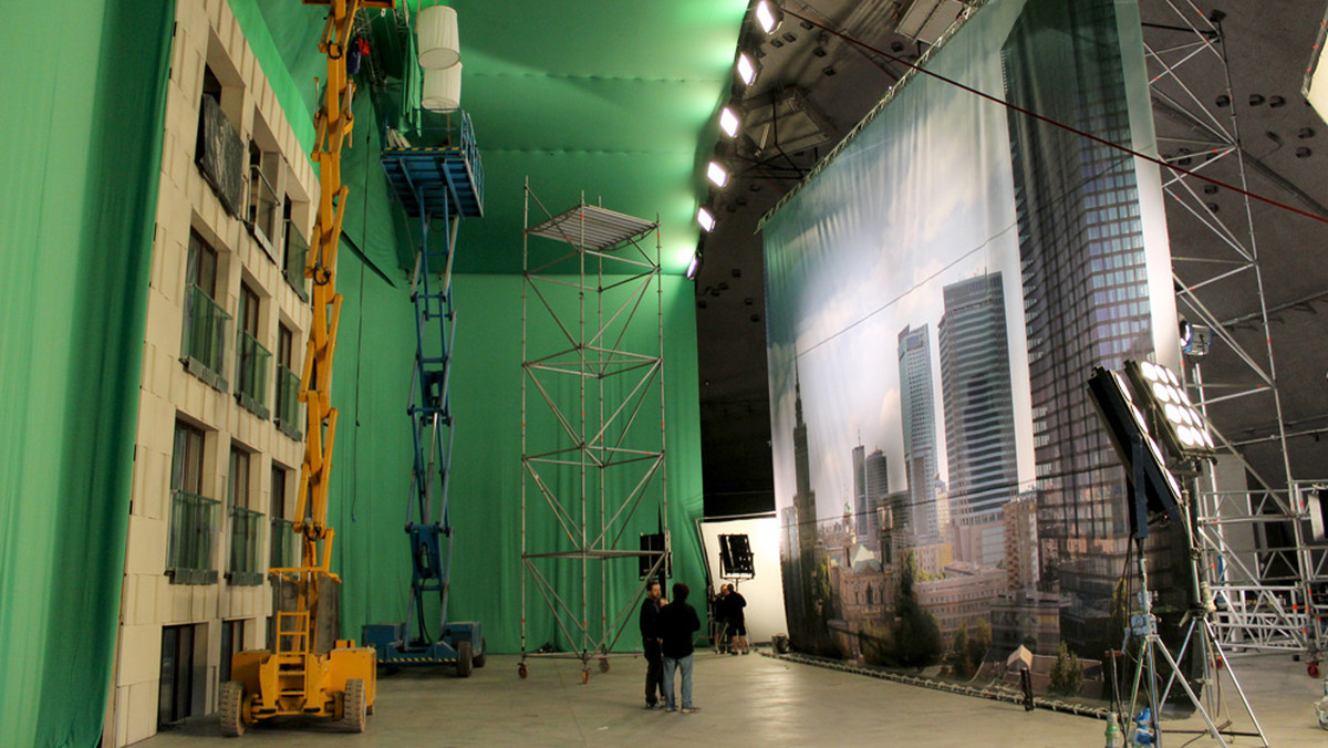 W Alvernia Studios trwają zdjęcia do najnowszej produkcji Jerzego Skolimowskiego "11 minut". Specjalnie na potrzeby filmu zbudowano scenografię, gdzie realizowane będą sceny finałowe z udziałem kaskaderów. Oprócz budowy scenografii Alvernia Studios odpowiedzialna jest również za realizację VFX do filmu.