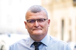 Dr Grzesiowski uniknie kary