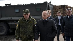 putin zadowolony z ofensywy. rosjanie "nacierają na całej linii frontu