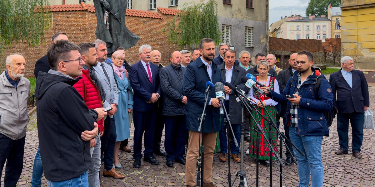 W piątek 20 października wierchuszka PSL wybrała się do Tarnowa, by razem z kandydatami z tego okręgu podziękować wyborcom za głosy. 