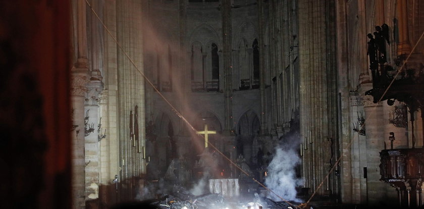 To on ocalił wnętrze Notre Dame. Był tam, skąd inni uciekli!