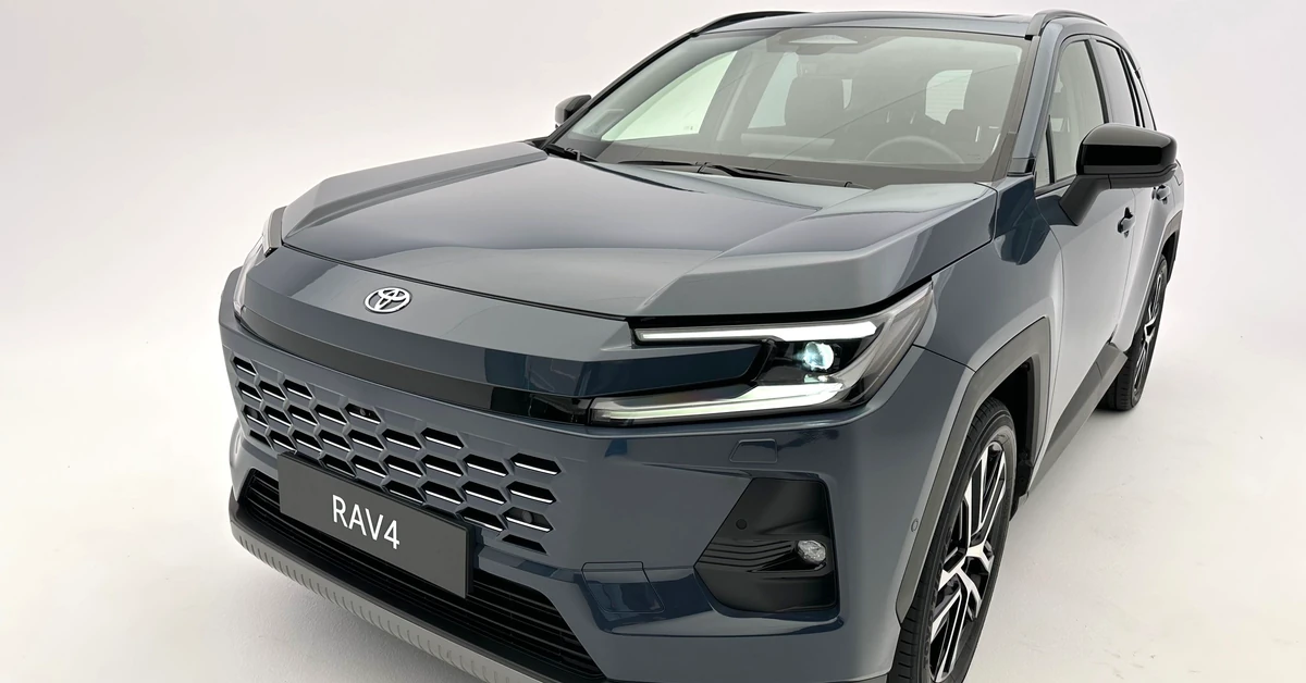 Widziałem nową Toyotę RAV4 na żywo. Szczerze? Już wiem, dlaczego Polacy kupują ją w ciemno