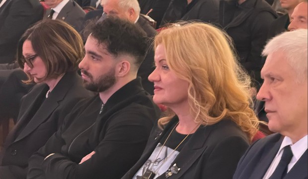 Sestra Duška Vujoševića